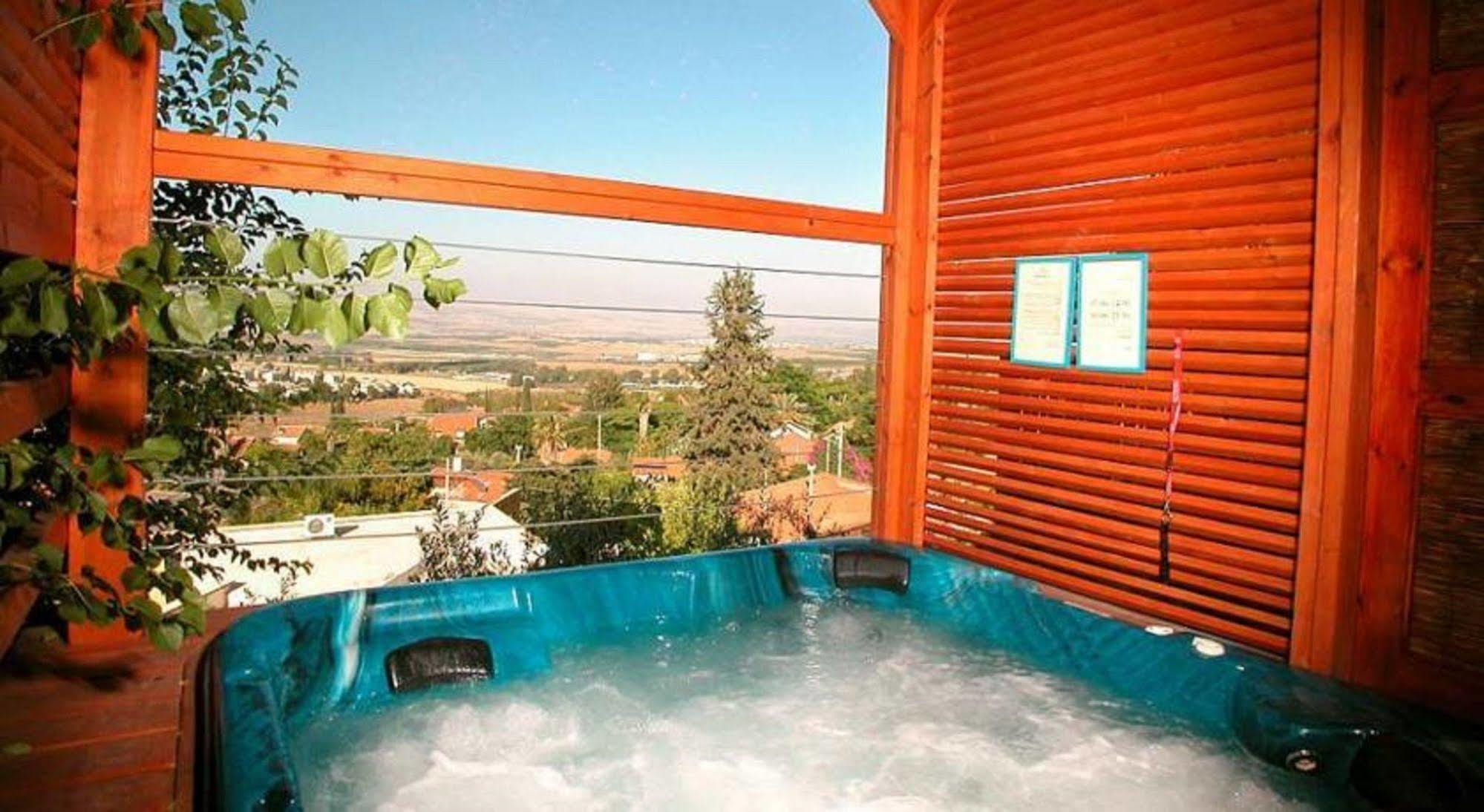 Havaya Ba Nof Lodge Rosh Pinna Exterior photo